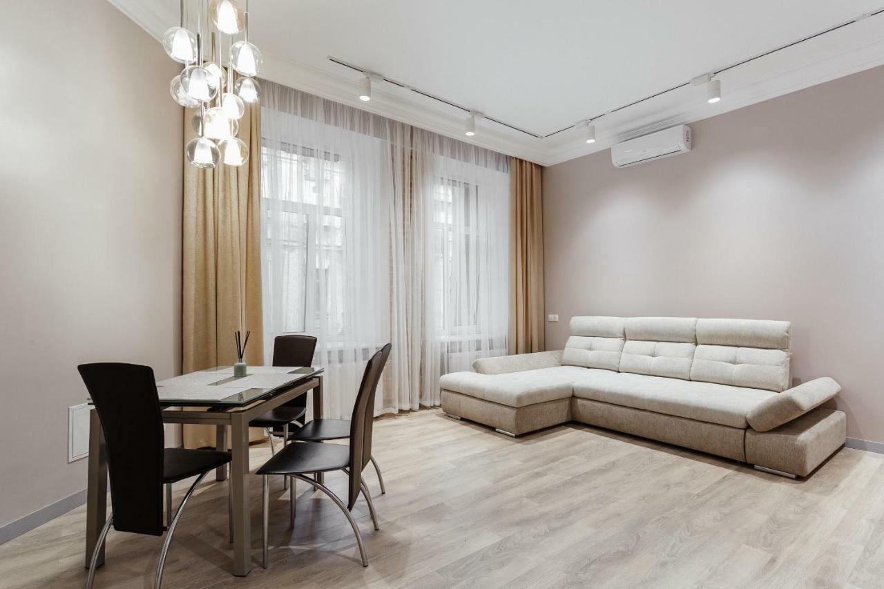 Central Barkar Apartments 오데사 외부 사진